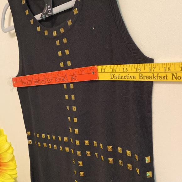 New Direction.  Gold tone embellishments Black stretch dress Sz M. - Picture 9 of 14